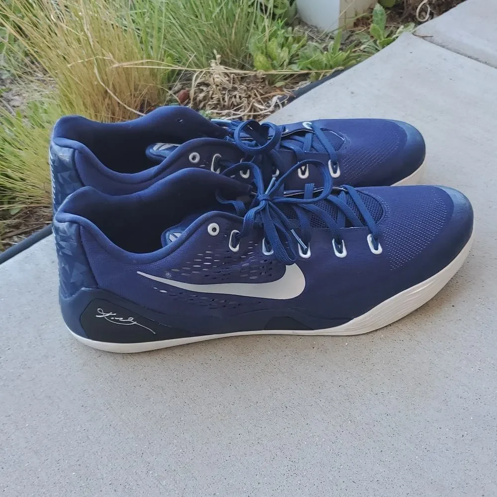 Nike Zoom Crusader Sneakers Size 18 (MODEL: 685776‑401) • Kobe Sheath
